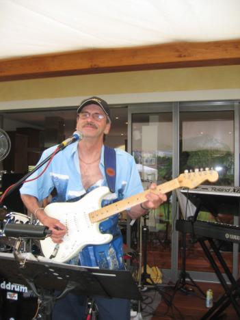 Party 133.jpg   32kb   26.03.2021 22:25:53